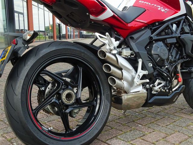 mv-agusta - brutale-800-rr