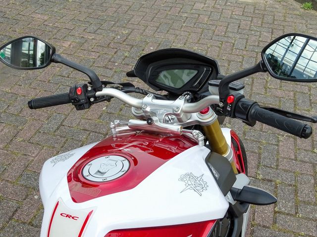 mv-agusta - brutale-800