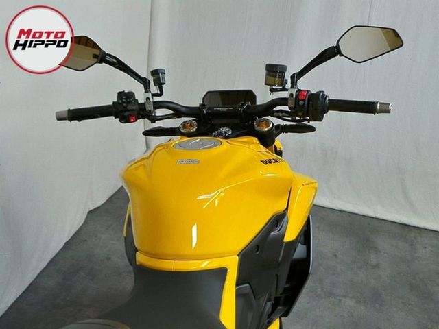 ducati - streetfighter-v2-s