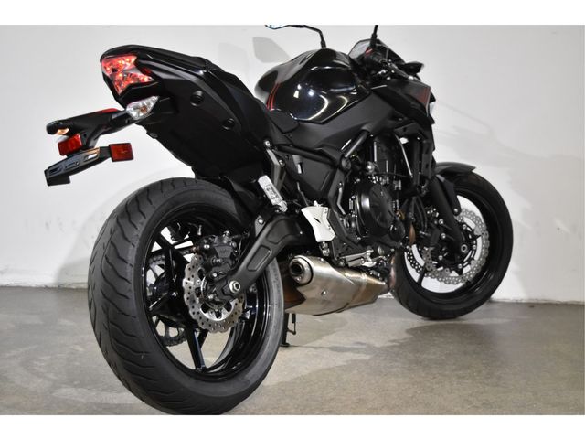 kawasaki - z650