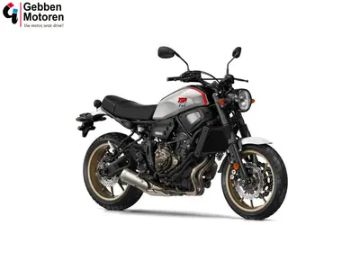 YAMAHA XSR 700 ABS – foto 2