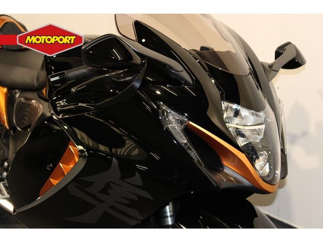 suzuki - gsx-r-1300-hayabusa