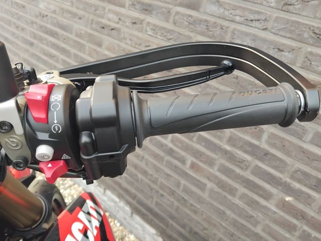 ducati - hypermotard-698-mono-rve