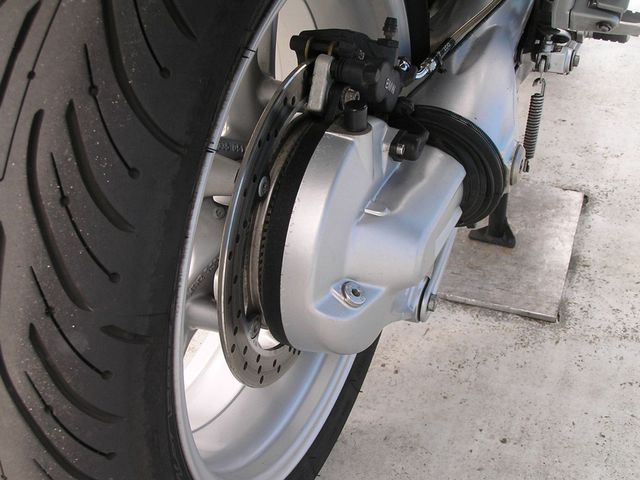 bmw - r-1100-s