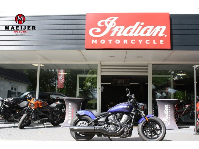 indian - scout-bobber-limited-tech