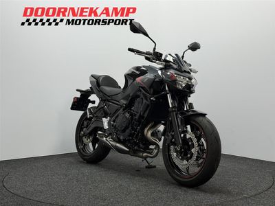 KAWASAKI Z650 – foto 3