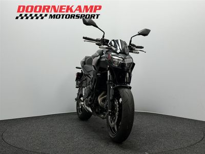 KAWASAKI Z650 – foto 4