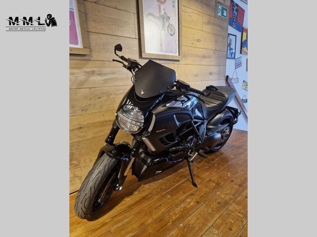 ducati - diavel-cromo