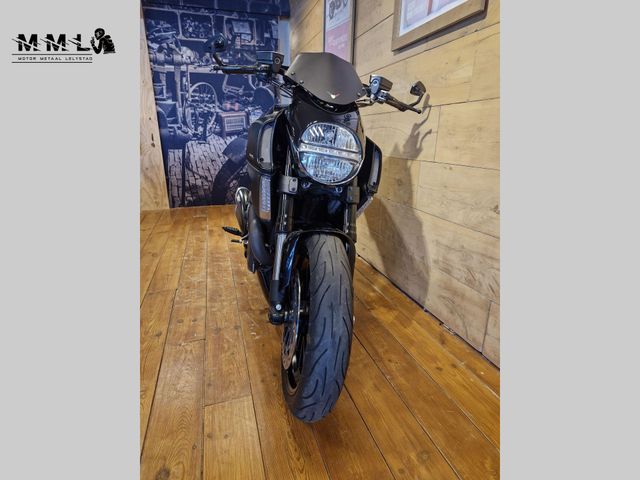 ducati - diavel-cromo