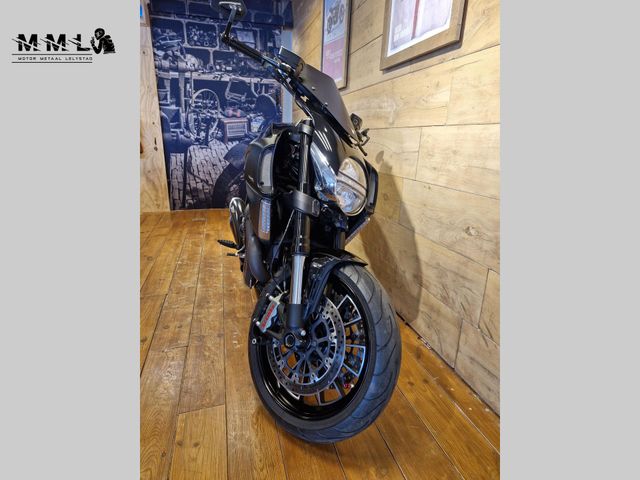 ducati - diavel-cromo