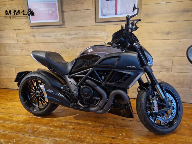 ducati - diavel-cromo