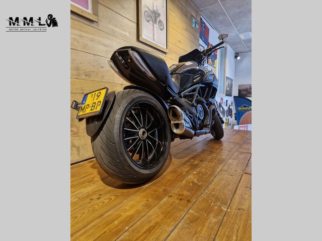 ducati - diavel-cromo