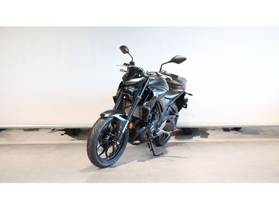 YAMAHA MT 03 – foto 4