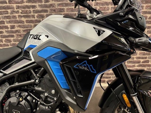 triumph - tiger-900-gt