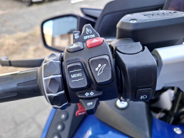 bmw - r-1250-rt