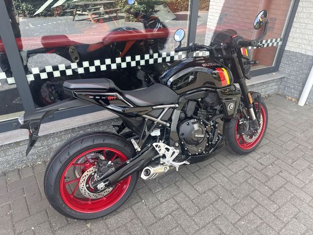 suzuki - gsx-8tt
