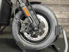 Cfmoto 450CLC Bobber Nebula Black 2026 nieuw – foto 6 van 15
