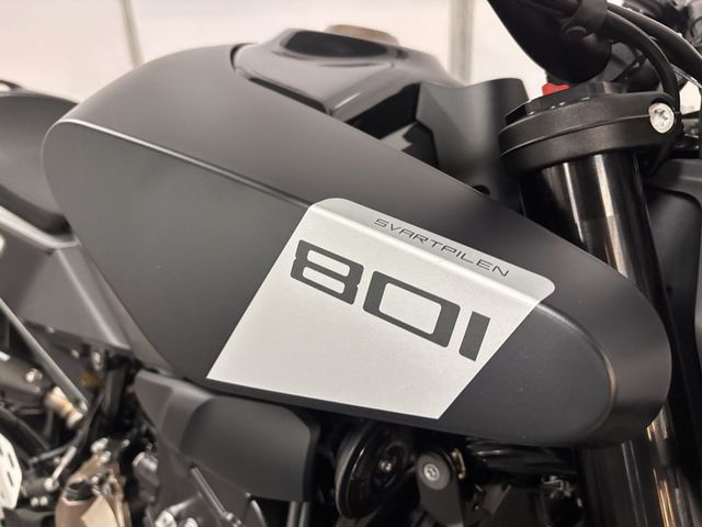 husqvarna - svartpilen-801