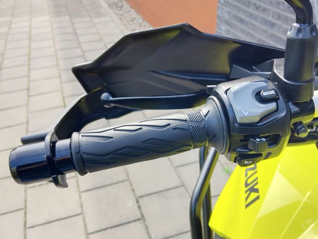 suzuki - v-strom-800-de