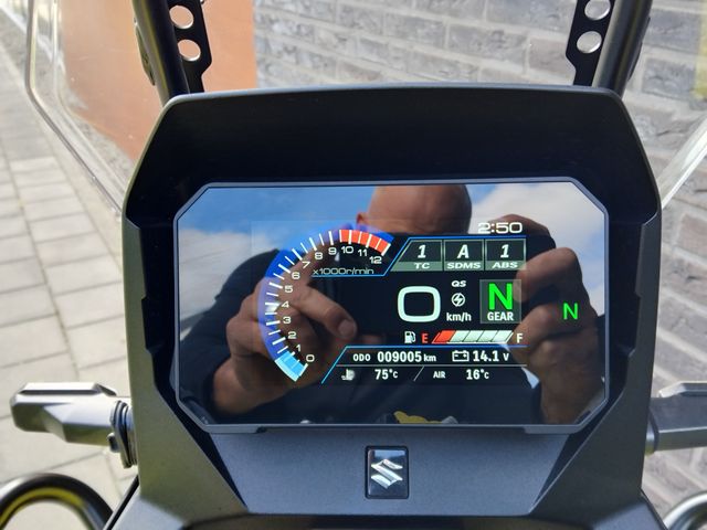 suzuki - v-strom-800-de