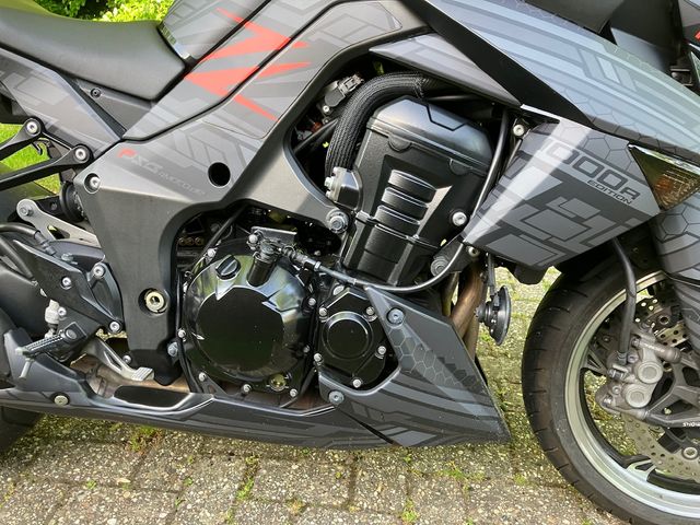 kawasaki - z1000