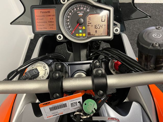 ktm - 1290-super-duke-gt