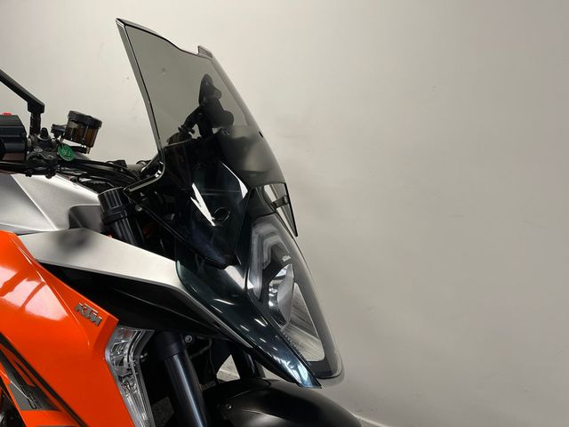 ktm - 1290-super-duke-gt
