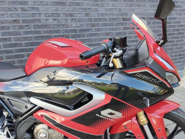 QJMOTOR - srk-125-s