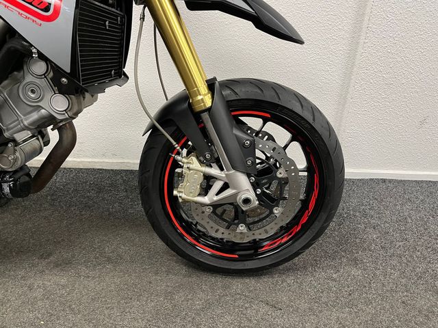 aprilia - dorsoduro-750