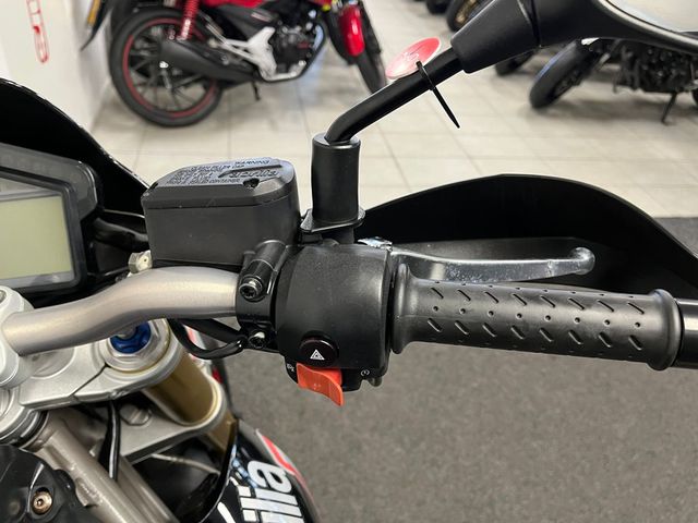 aprilia - dorsoduro-750