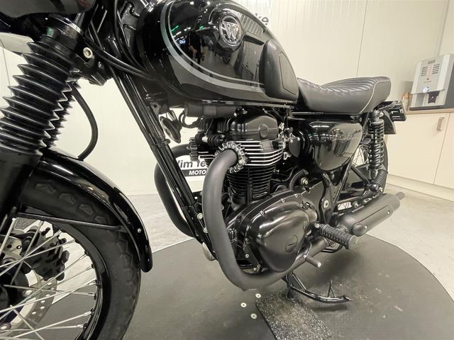 kawasaki - w800-special-edition