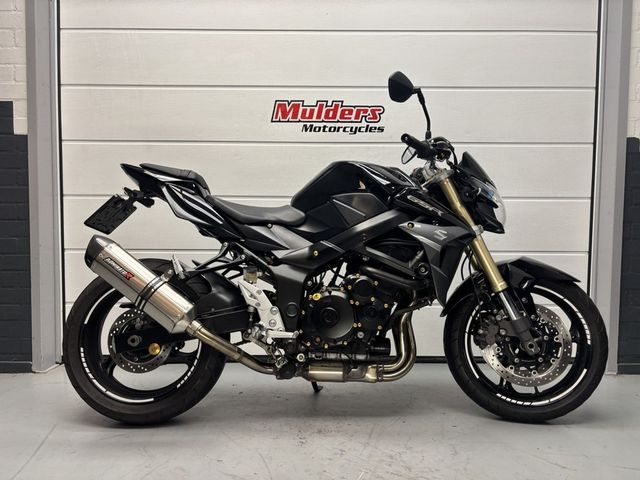 suzuki - gsr-750