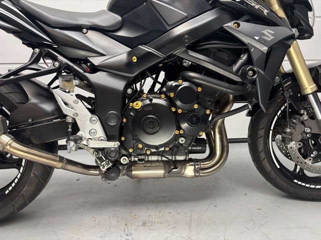suzuki - gsr-750
