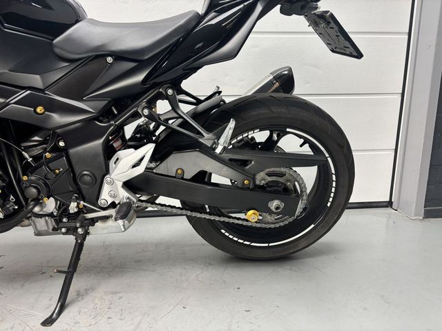suzuki - gsr-750