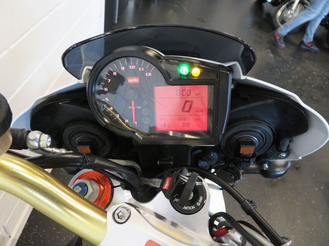 aprilia - tuono-1000-r