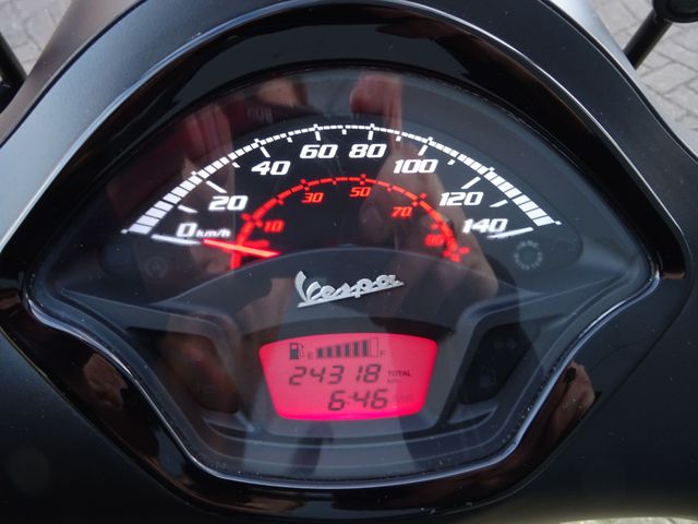 vespa - gts-super-300-abs