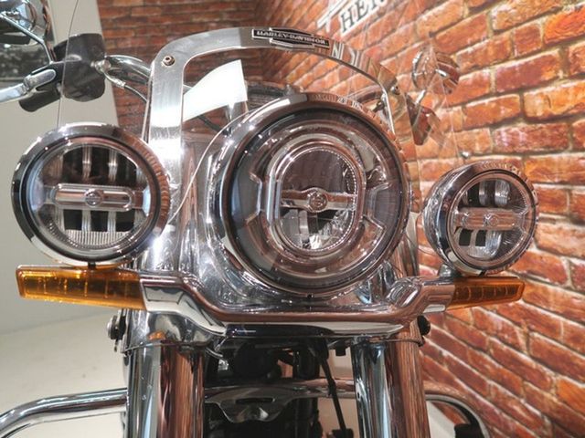 harley-davidson - softail-deluxe-flde