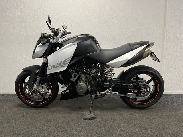 ktm - 990-super-duke