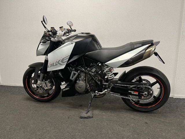 ktm - 990-super-duke