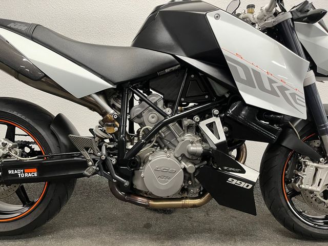 ktm - 990-super-duke