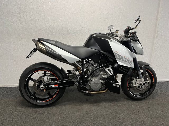 ktm - 990-super-duke