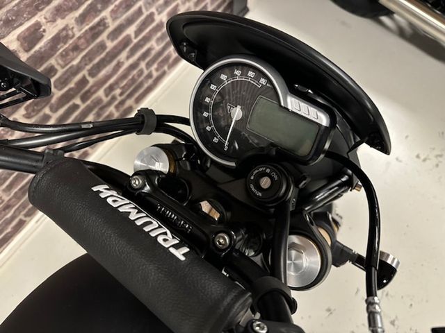 triumph - scrambler-400-x