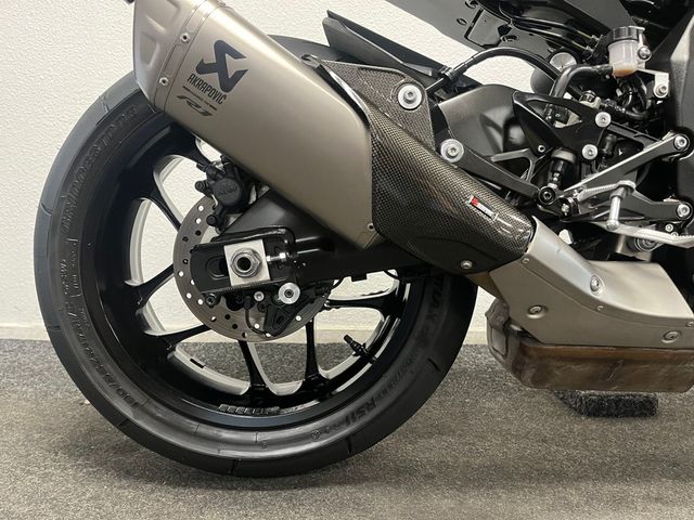 yamaha - yzf-r1