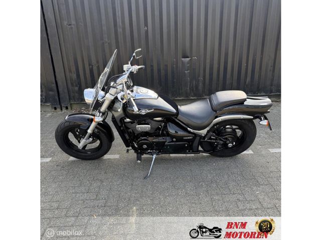 suzuki - 800-intruder