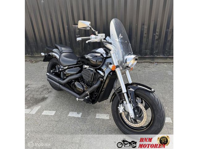 suzuki - 800-intruder