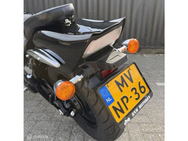 suzuki - new-intruder-m-800