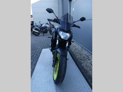 YAMAHA MT 07 ABS – foto 4