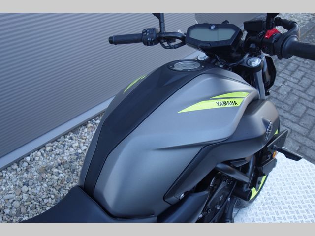 yamaha - mt-07-abs
