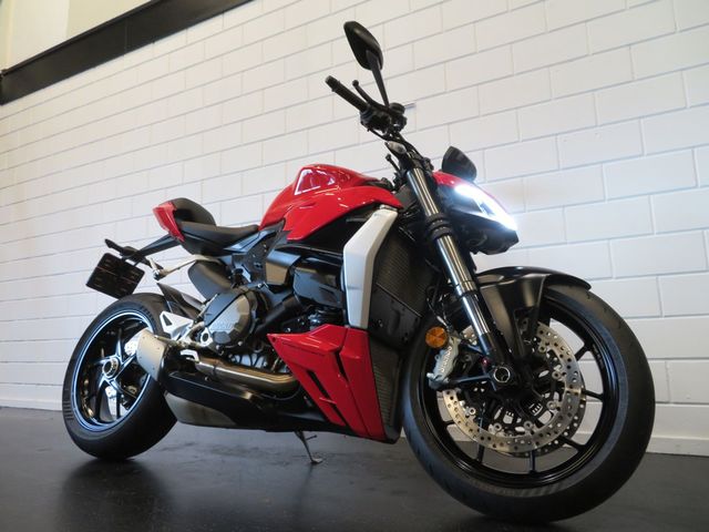 ducati - streetfighter-v2