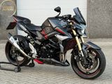 SUZUKI GSR 750 A